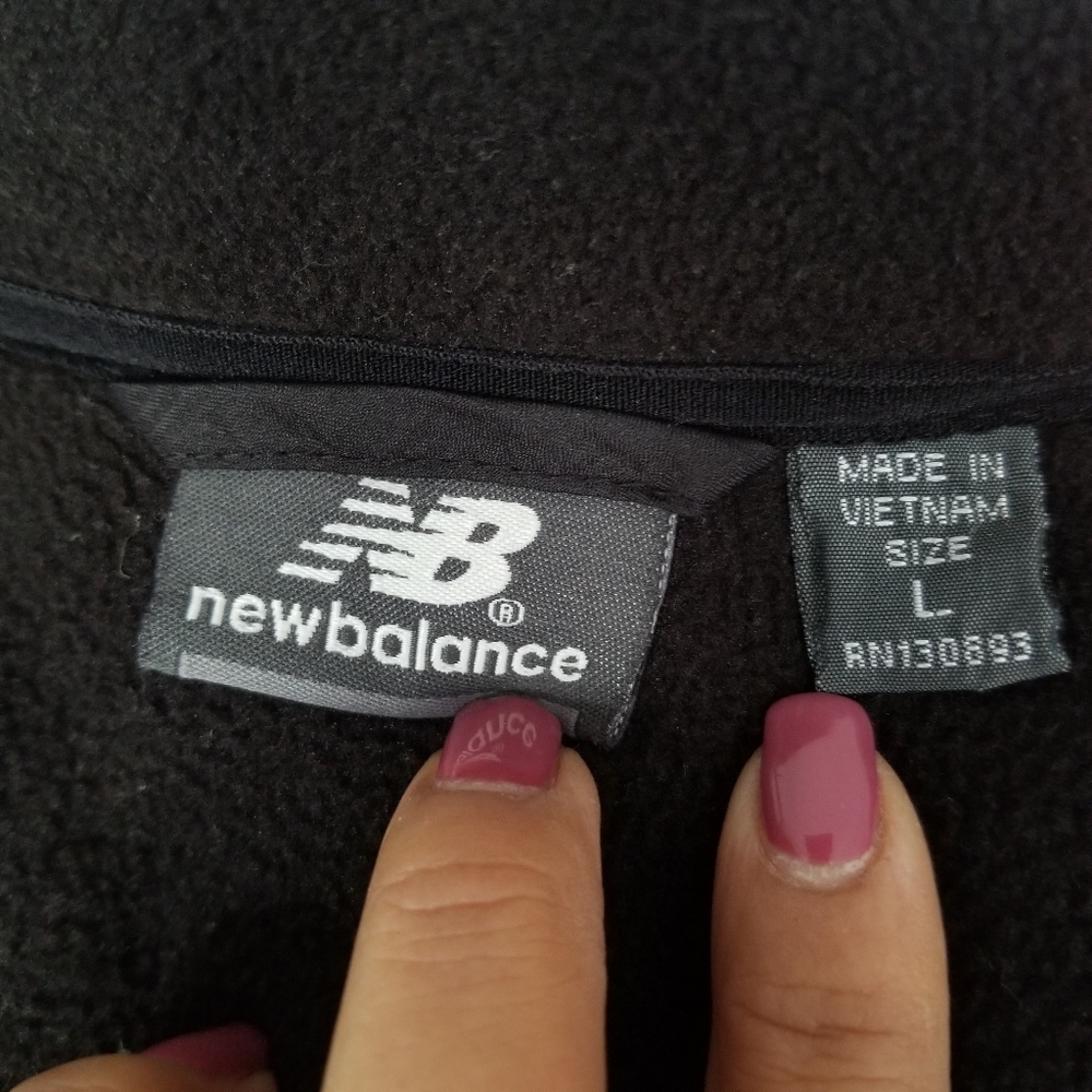 New Balance Jacket . - Picture 5 of 6